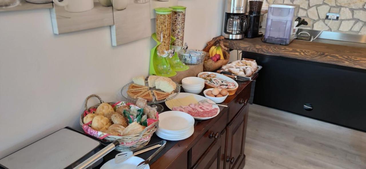B&B Da Cesco Garda  Luaran gambar