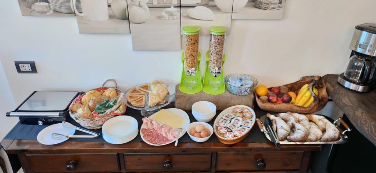 B&B Da Cesco Garda  Luaran gambar