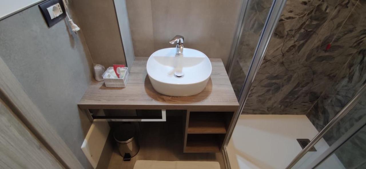 B&B Da Cesco Garda  Luaran gambar